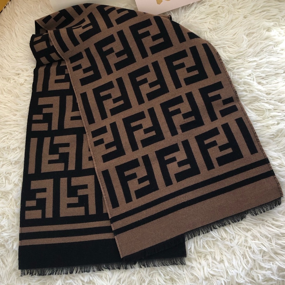 Fendi Scarf (Free Dior Lip Glow & Thank You Card) - Picture 7 of 7